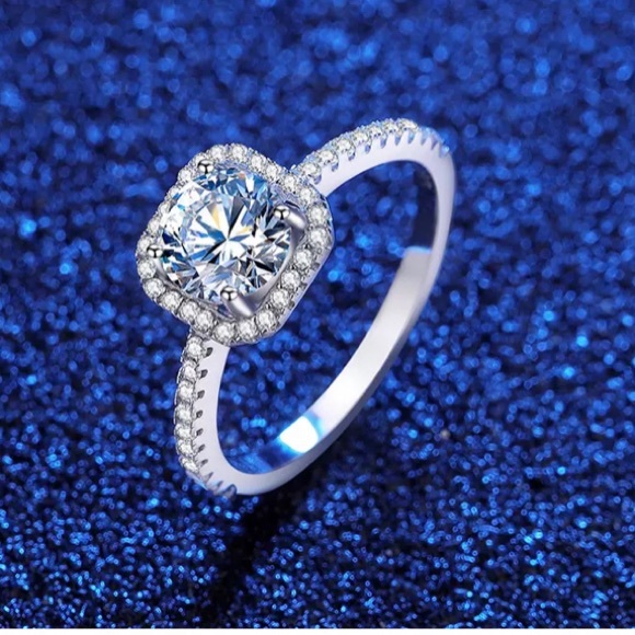 1Ct GRA Halo Moissanite Engagement Ring 18KGP S925 NEW - Picture 8 of 11